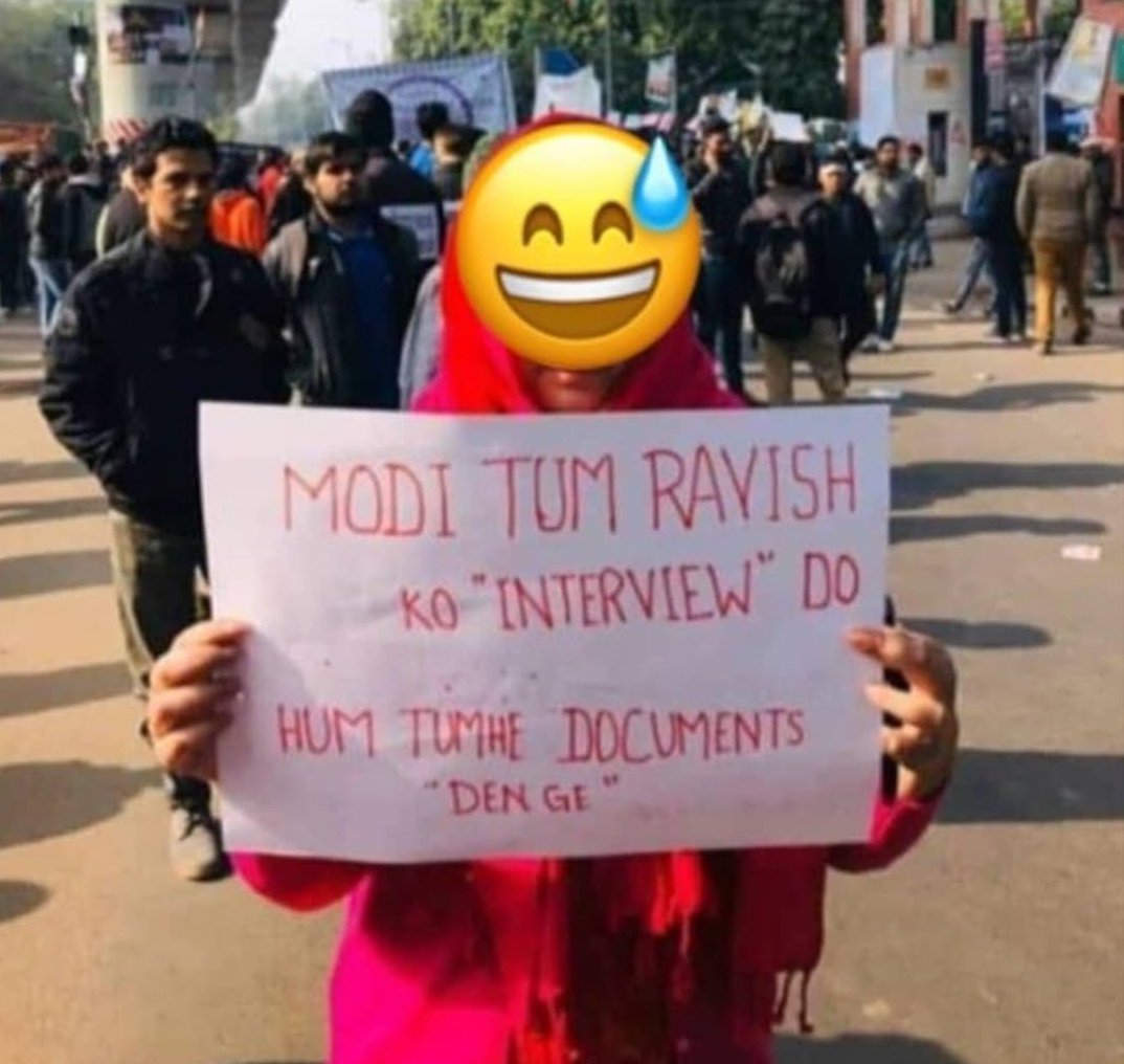 RIYAJROCK2's tweet photo. are you ready 🤣@narendramodi @PMOIndia 👈@RahulGandhi @yadavakhilesh @ravishndtv @BBCWorld @TejYadav14 @IrfanPathan @jamiamillia_
#ProtestsAgainstCAA
#protestagainstNRC
#Modi_is_Liar
#JamiaProtest
#jnuprotest https://t.co/4FfmjkHw29