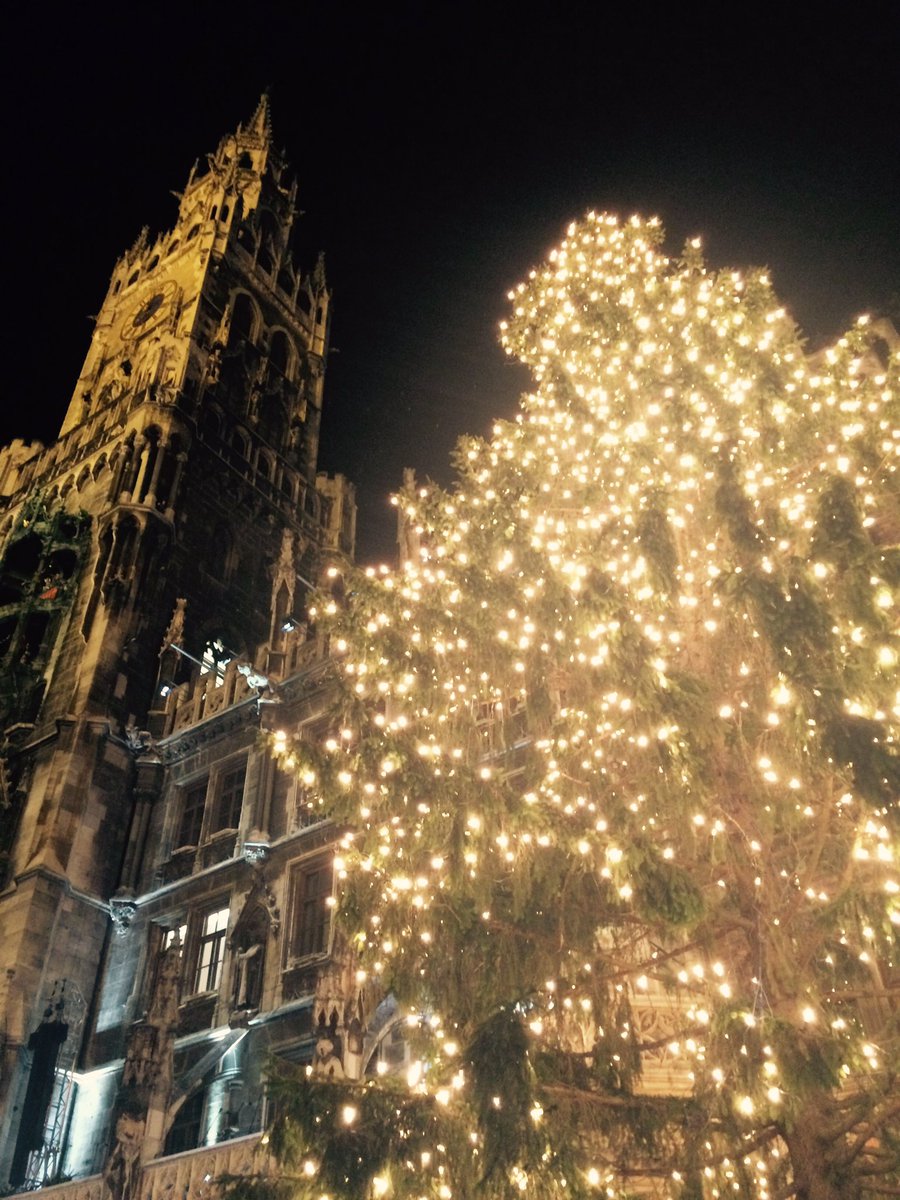 kagabijin's tweet photo. Ich wünsche euch fröhliche schöne Weihnachten!
メリークリス��ス🎄 https://t.co/POoFrHd72L