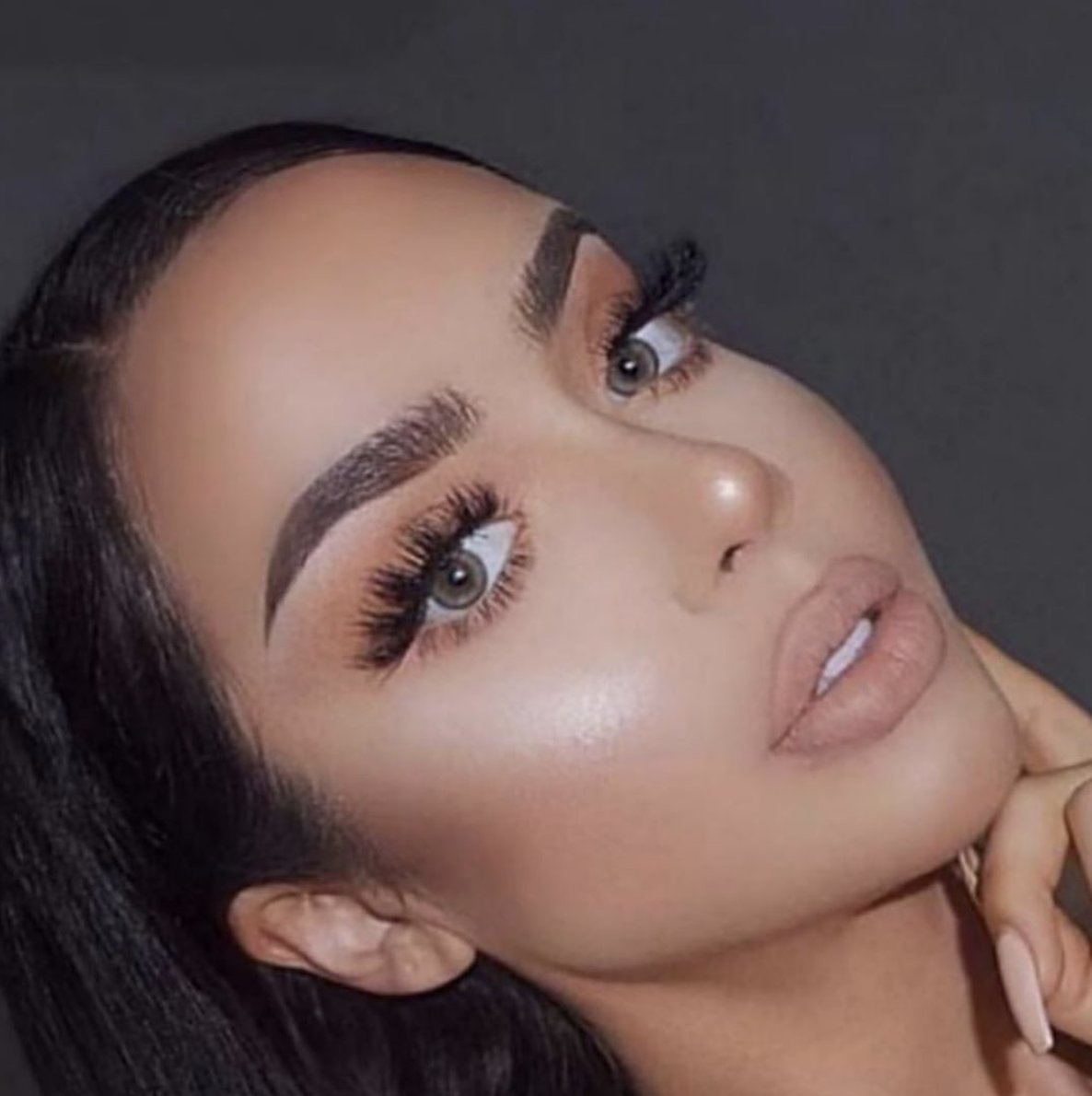 glamifybeauty's tweet photo. The lashes you 100% need for #NYE π
π½π ultimate babe @jessieann_g slaying GB35 π
Shop all styles here + get in time for new year π
https://t.co/eON2vZG3xW
#glamifybeauty #glamifyit #beauty #makeuptutorial #makeup #makeuptutorial #lotd #motd #eyelashes #luxurylashes https://t.co/TegLFdPsac
