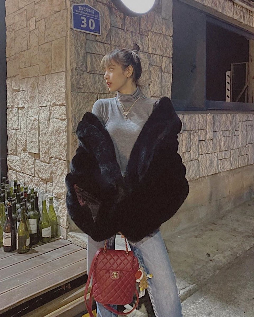 LSMVOGUE's tweet photo. https://t.co/8kGddqZYua