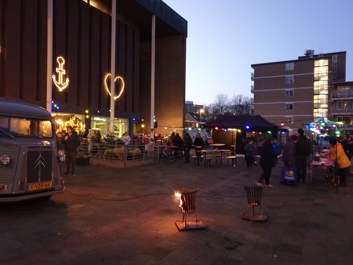 #Kerstplein bij de <a href="/Pelgrimskerk/">Pelgrimskerk</a>