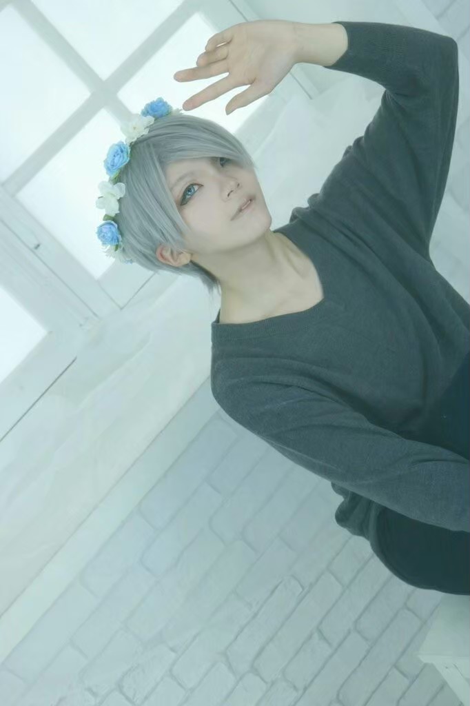 Twoucan ヴィクトル誕生日 の注目ツイート コスプレ
