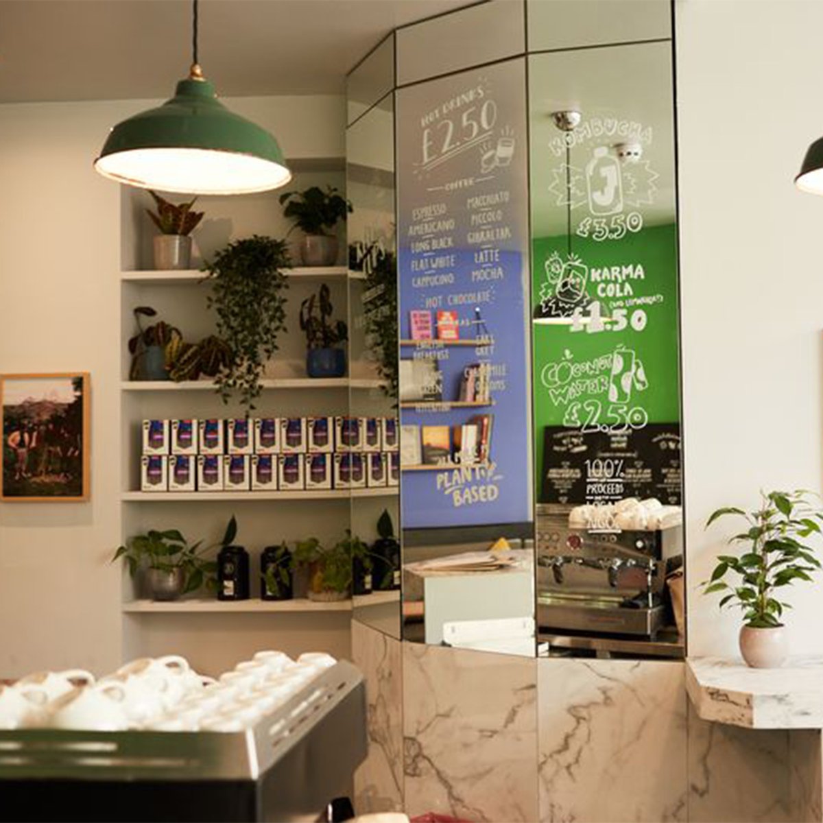 ISinstore tweet media