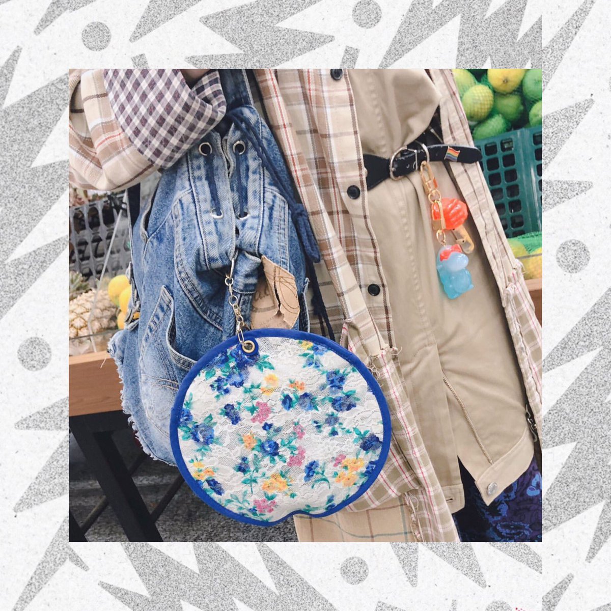 bhmhcity's tweet photo. 🎪爆発メルヘンCity POP-UP STORE 2019-2020🎪爆発的出店者様のご紹介！
🌸みおげ/雑貨・オリジナルグッズ
🦖プロフィール/衣装ユニット“éternel (えてるねる)”に所属。
衣装作ったり、雑貨作ったり、恐竜似顔絵書いたりしてます
#みおげ #mioge #éternel #えてるねる #爆発メルヘンCity https://t.co/nehZzGAlaz