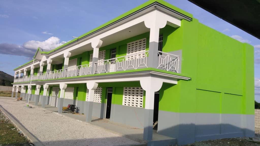 AfpConstruction's tweet photo. Réhabilitation du Lycée Charlemagne Peralte de St Michel de l’Attalaye #Fondationdigicelht #digicelHT https://t.co/XUeheNL1Q2