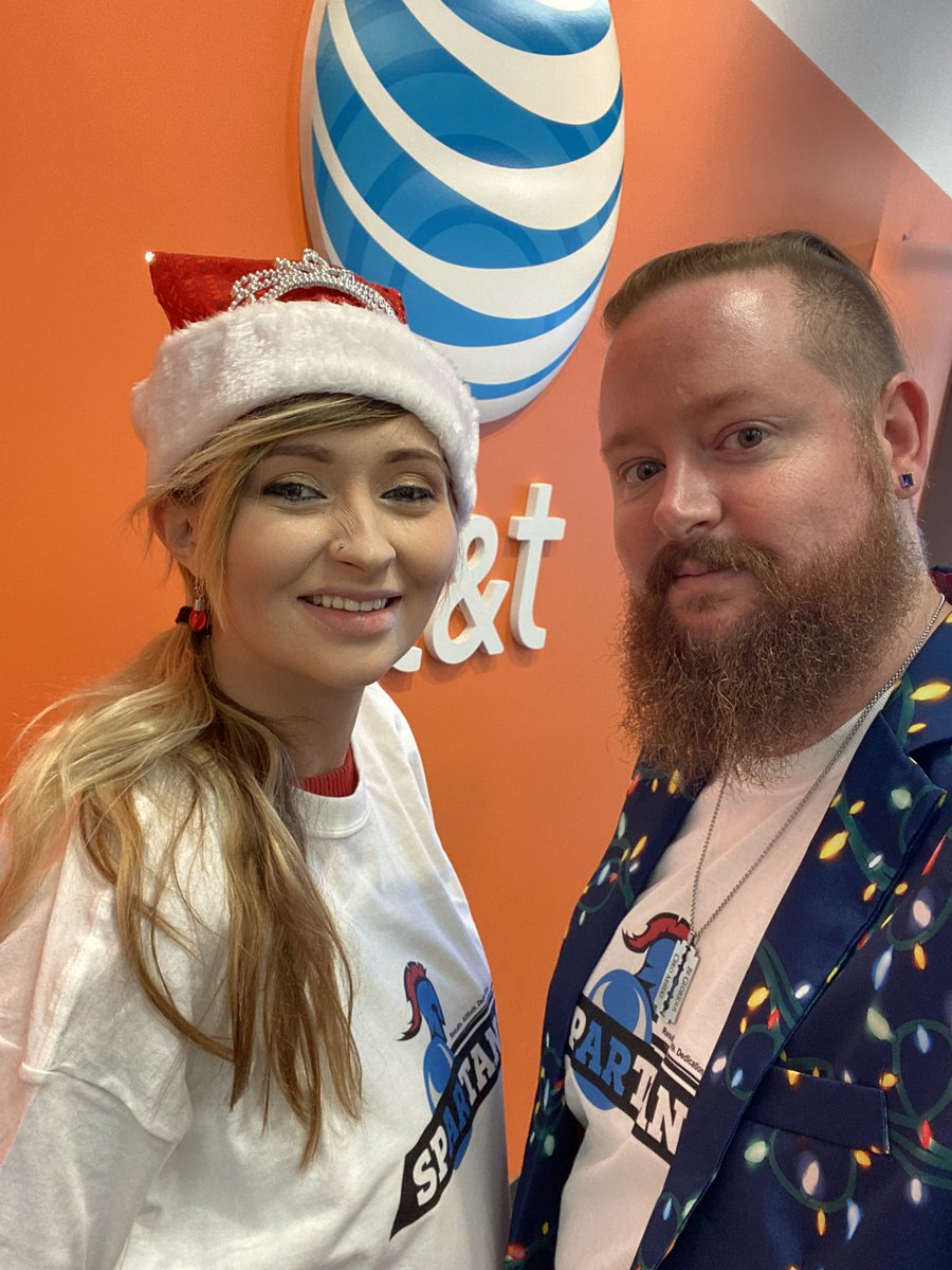 GloriousMarkJ's tweet photo. Last minute rounds before Christmas Eve fun. Laken @BOOMSquad20 ready to keep that grind going to keep that best Cru Voice spot in @MidAtlProTel and the #gloriousWPA. @thEgyptianpharo #teamPOWer #OHPAcalypse #lifeatATT #sleightheday! https://t.co/ir8RPCeHZM