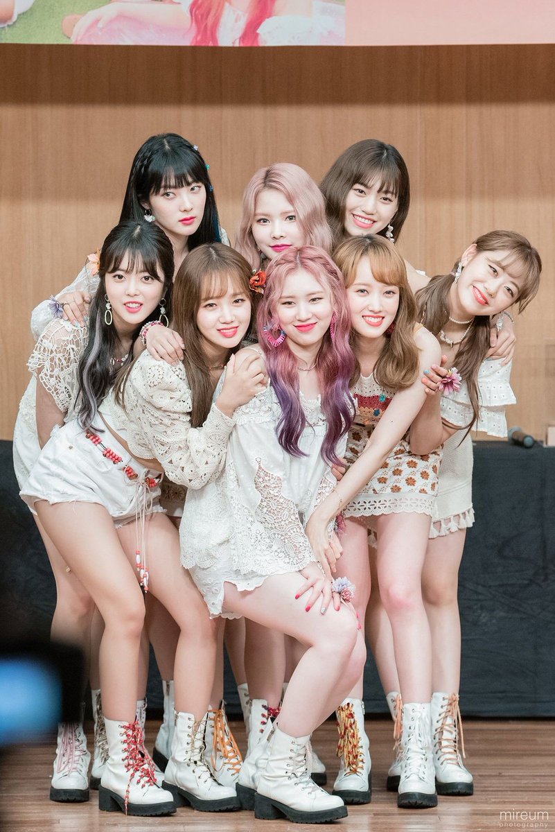 WekiMekiIG's tweet image. Welcome to my acc. I'll be posting updates of weme Instagram accs. Please support me❤️