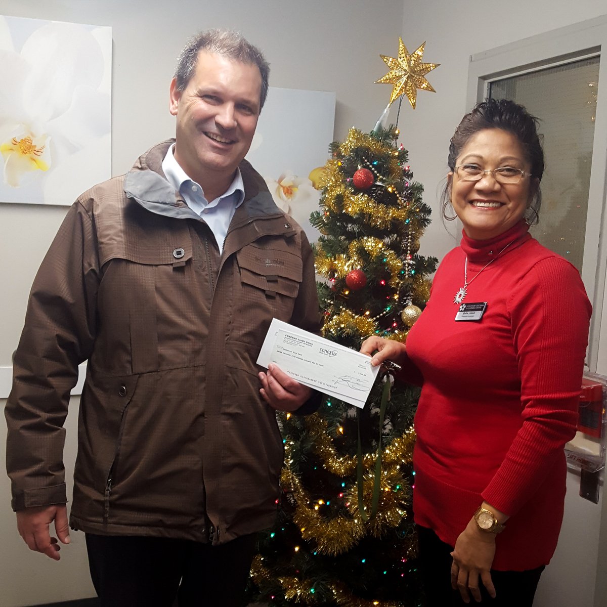 yxeFoodBank's tweet photo. @Conexus_CU heard our recent appeal to reach our fundraising goal, and came through with a very generous end-of-year donation.
We are grateful to Conexus for this support as #AllofUs #UNITEAGAINSTHUNGER https://t.co/IhWu88yj1z
