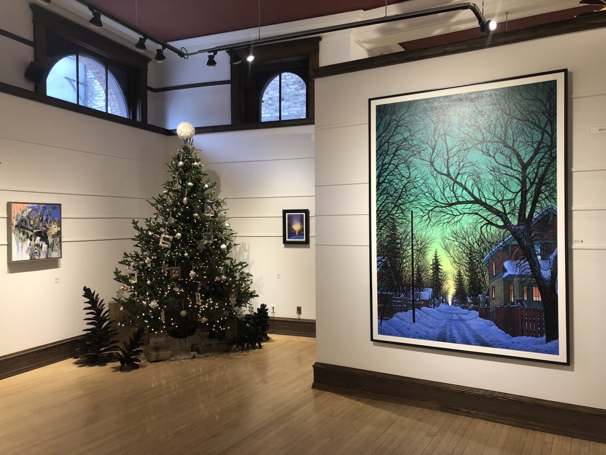 mayberryfineart's tweet photo. Happy Holidays from the team at Mayberry Fine Art! A reminder that after 3pm today the galleries will be closed until January 2nd when we will open with regular hours. https://t.co/C0PszBlsY9