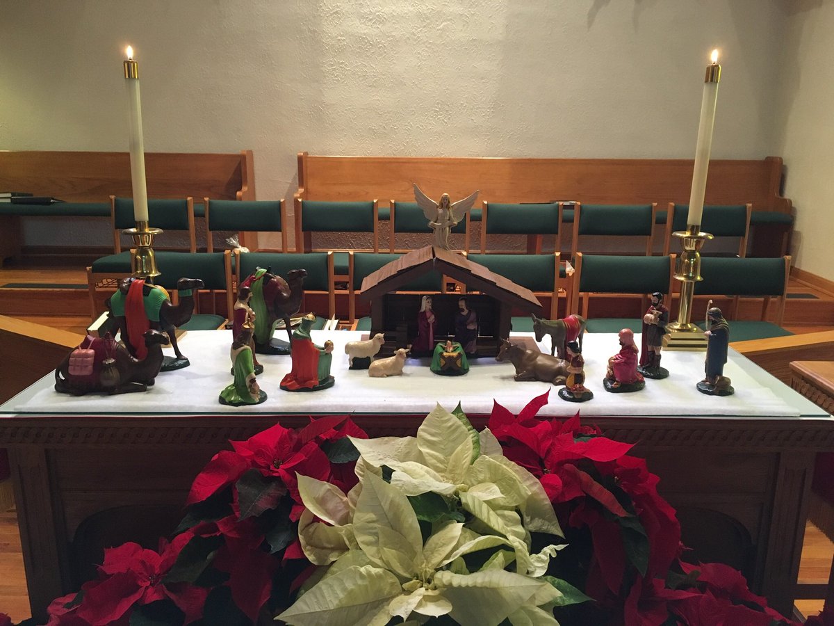 Join us tonight at 4:30 p.m. for our Christmas Eve service! 

#churchservice #christmaseve #christmasseason #joinus #barbertonproud #barbertonohio #tonight