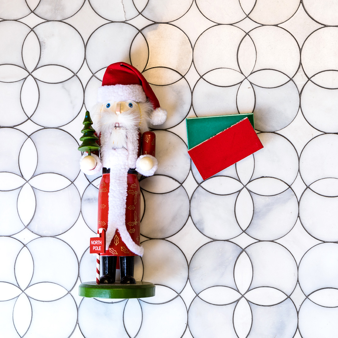 Merry Christmas from all of us at Mission Tile West! We are open today from 9 am to 1 pm.

#southernliving #mydomaine #theeverygirlathome #pursuepretty#inspiredliving #hgtvdesign #tilestyle#calihomevibes #mycuratedaesthetic#mybhg #designdetails #designersofinstagram