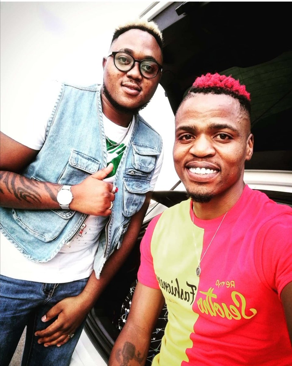 2point1music's tweet photo. 1st Stop Christiana - Last Town Razzmatazz 3rd Annual Festival Presents Live Music
Then later on were at the Zeerust beach party at Lehurutsi stadium
#Bathobanakebao
#Runfs
#sesothofashioned https://t.co/I8eXVIBRlU