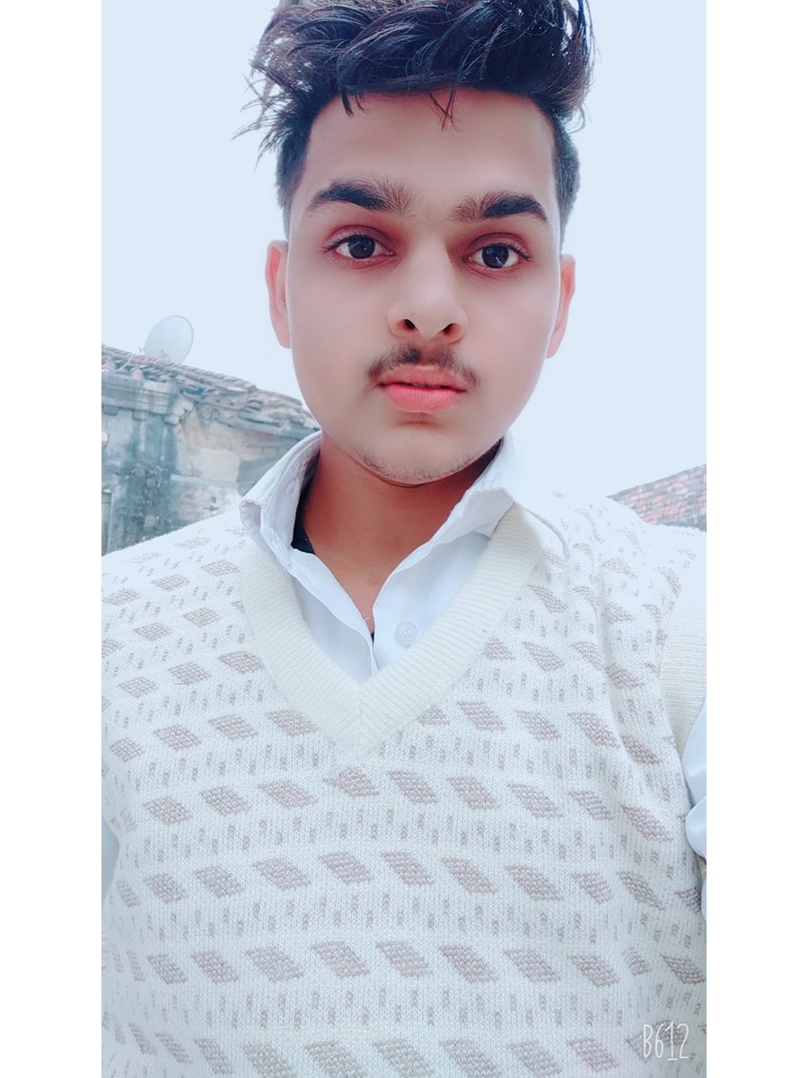 ComSumit1's tweet image. #UP #Gorakhpur आप सभी मित्रगण और सम्म्मानजन को प्रणाम 🙏