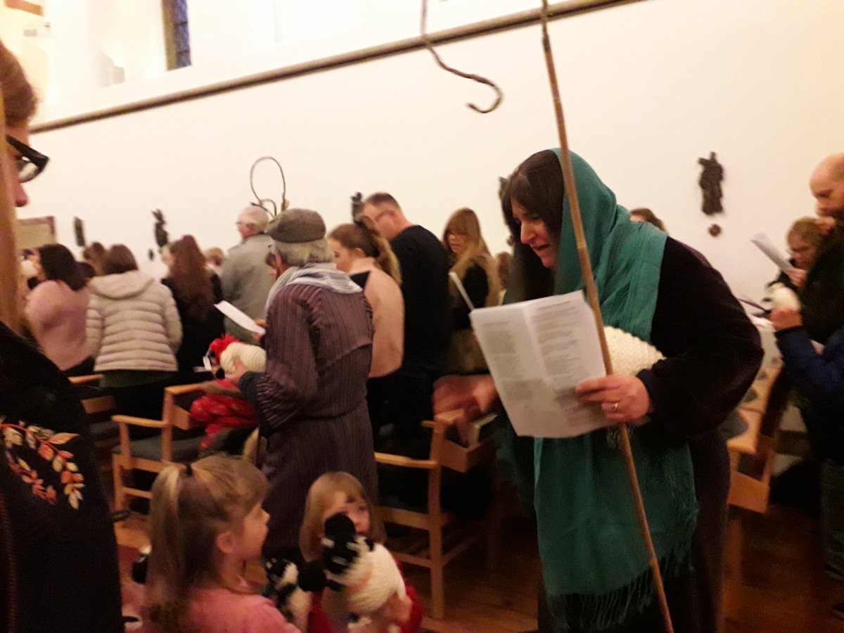 CroxleyAllSaint's tweet photo. Mary and Joseph are looking for their sheep! https://t.co/oI9D9E3uML