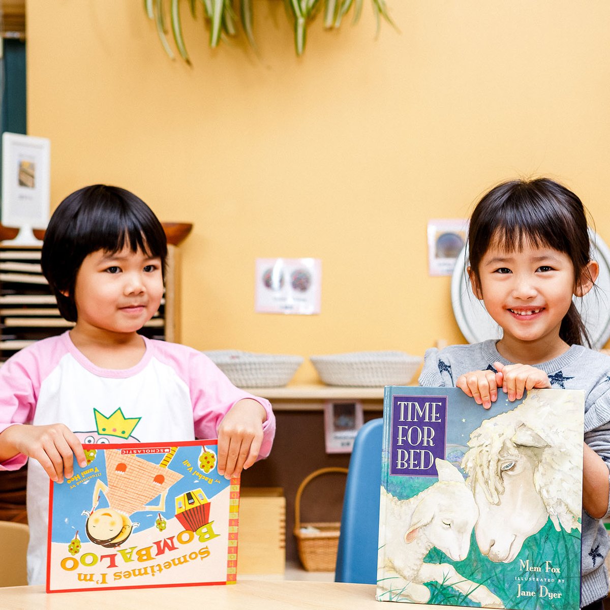 BCNCInc's tweet image. This holiday season, we'd like to thank donors like Ruiyi L., Christopher J., &amp;amp; an anonymous donor for helping #CreatePathways to #BrighterFutures for immigrant families! We're almost halfway to our goals--make the season brighter for immigrant families at bcnc.net/give-today