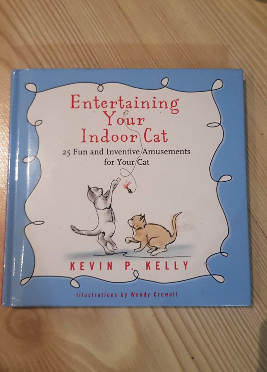 zunaidamw's tweet image. Safe to say one of the cutest little reads I've encountered in 2019 😼
#catsoftheweek #catsoftwitter 
#CatsOnTwitter 
#WritingCommunity 
#books #bookstagram