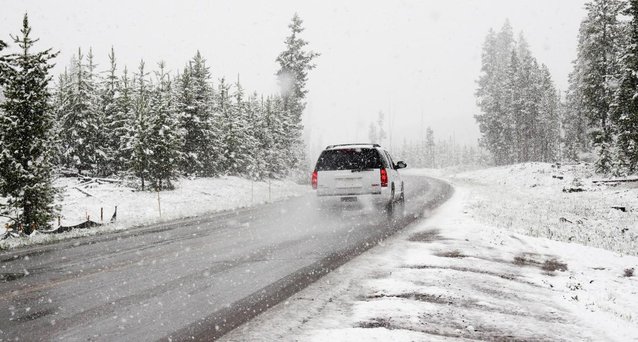 The Winter season is in full swing and driving can sometimes be a dreadful task, especially when conditions are snowy or icy. 
Here are some tips to keep in mind through this long cold season.

#autoinsurance #ontarioinsurance #winterdriving #badweather

ow.ly/mtYw50xHyaf