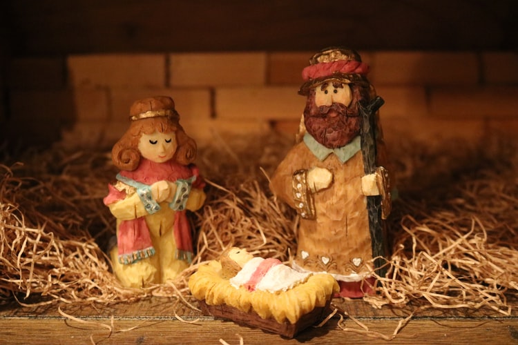 ALANDMOLESTINAM's tweet photo. ¿Que desearía en esta Navidad? ¿Fama y fortuna? Yo Apostaría por el perdón, que es el bálsamo que limpia nuestro corazón. También por la reconciliación. Vamos, aún es temprano para ese abrazo con la familia y amigos que nos permita encontrar la paz en la NOCHE BUENA. https://t.co/YgL8po3q8q