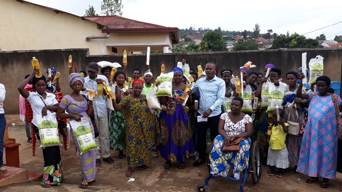 for_rwanda's tweet photo. It is our initiatives to help children with mental disabilities and their families to be happy in these seasons of christmas and the end of year feeling comfortable #SelfAdvocacyInitiativesForPeoplewithDisabilities. https://t.co/CLobg1ufc9
