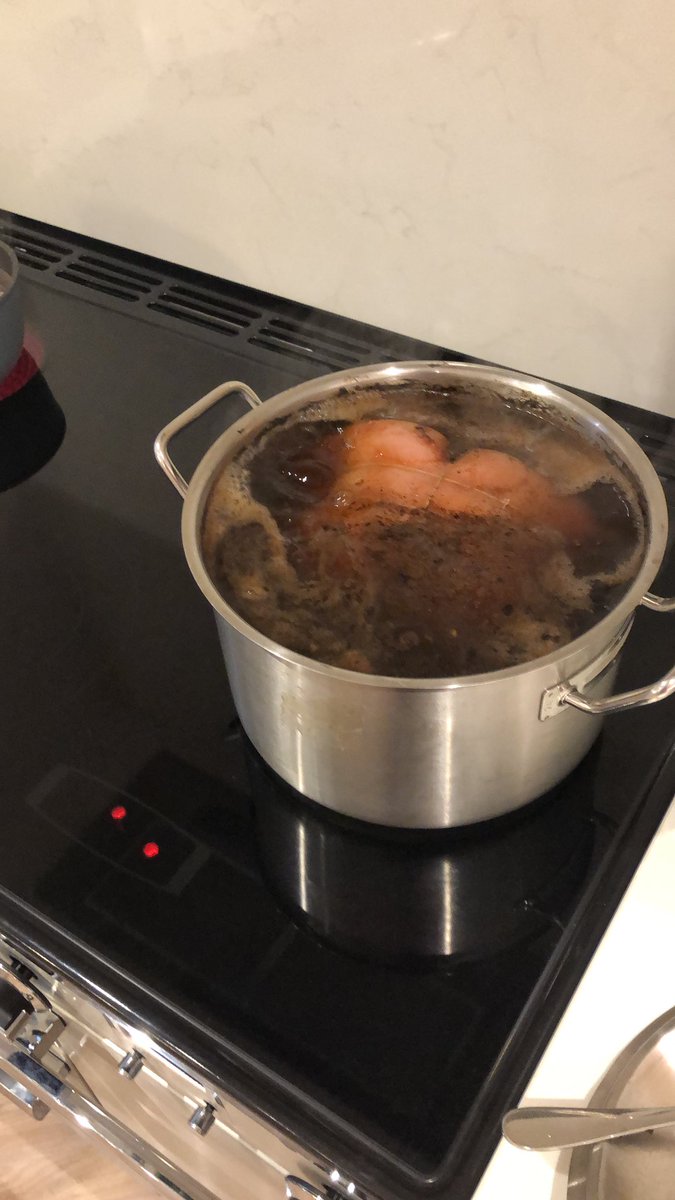 SomersetBear's tweet photo. This years labour of love is competed. The Daddy ham is finished and ready to go for Eggs Benedict in the morning. #daddyham #Howdoyoucookyours #Gammonandcoke https://t.co/L5VorLYRRQ