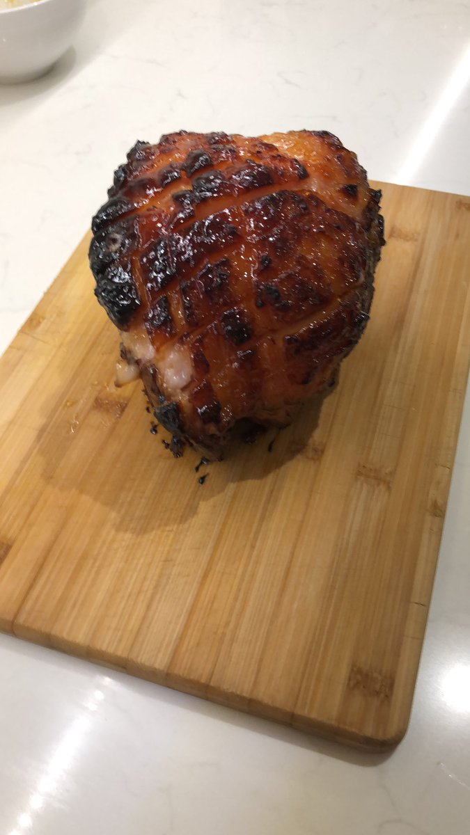 SomersetBear's tweet photo. This years labour of love is competed. The Daddy ham is finished and ready to go for Eggs Benedict in the morning. #daddyham #Howdoyoucookyours #Gammonandcoke https://t.co/L5VorLYRRQ