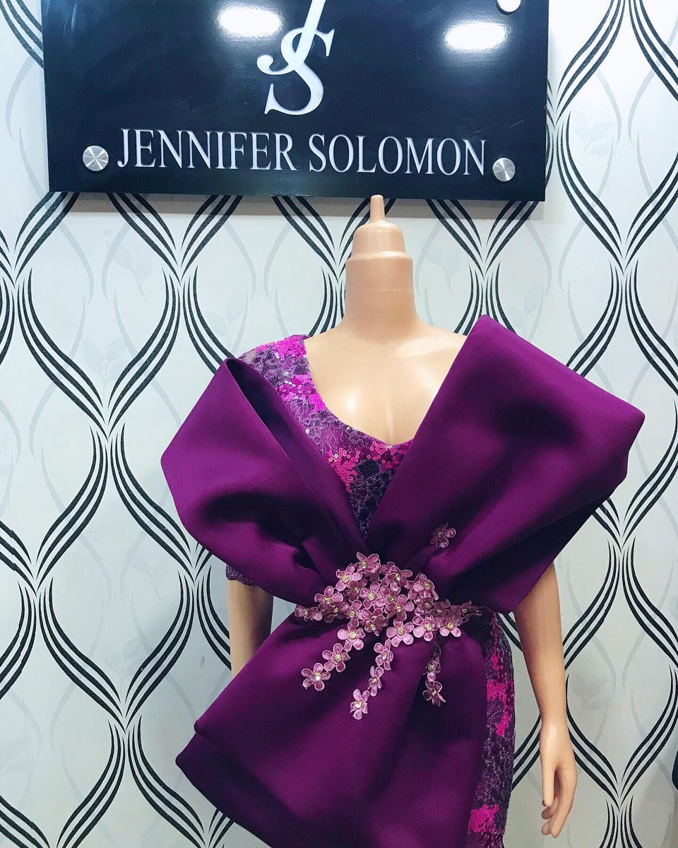 J_solofficialNG's tweet photo. E.D 💜💜💜
In big bow dress from us @J_solofficialNG
.
Thanks for choosing us 💜💜 #Fahsion #Style #JSWoman #JS #Asoebi #Weddjngguest #NigerianDesigner #LagosTailor . https://t.co/vF7XZuMK6T