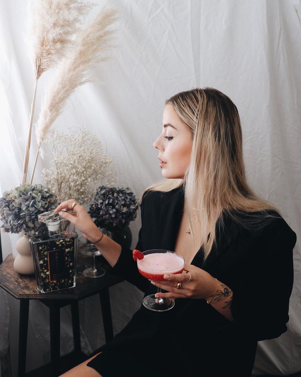 What's the secret to a perfect Clover Club?

IG 📸 glameramo has found the answer in our award-winning, full-bodied #gin 🍸

See what the buzz is all about: fukang-gin.com