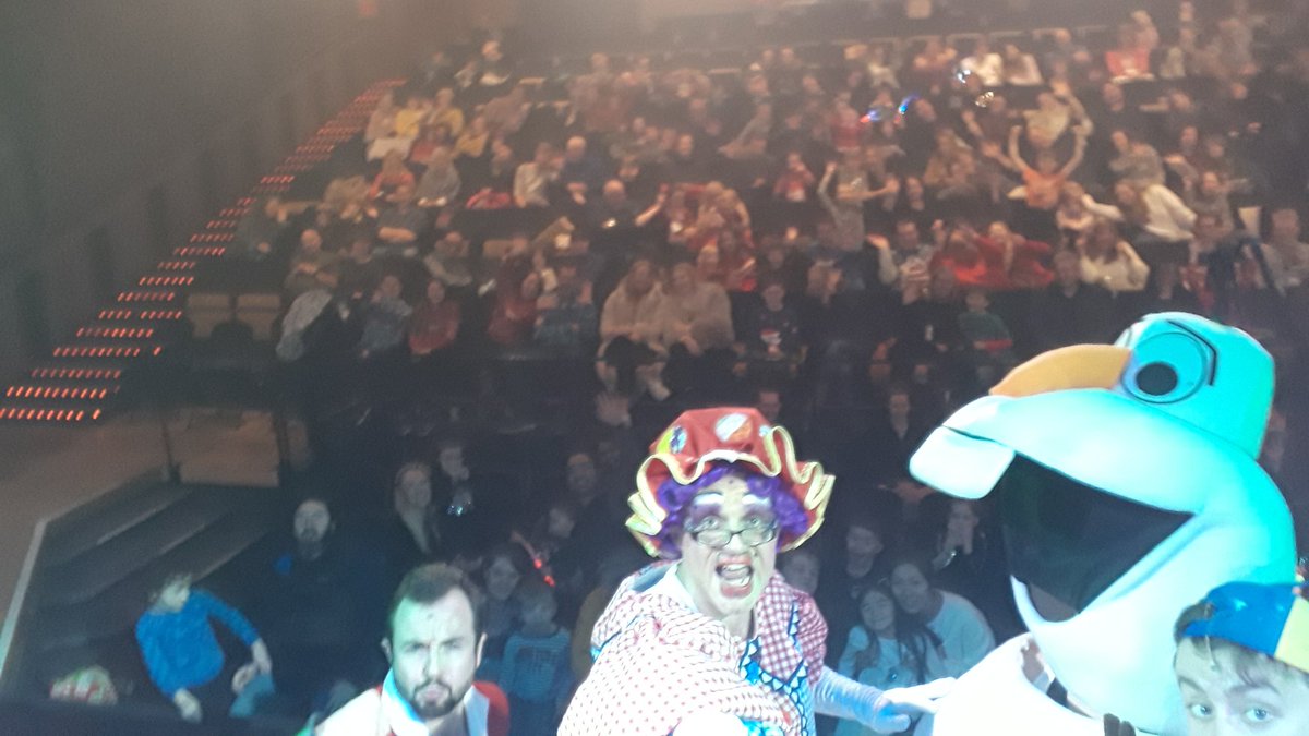 DameDottyMK's tweet photo. Well me 🦆's ... its #Christmas Eve and us up at Beasty Towers are all having a festive party till the 27th...Here are our wonderful audiences from today. Can ya see yaself?

@RARE_Panto @SCTheatre1 
#BeautyAndTheBeast 

MERRY CHRISTMAS ALL 💋💛 https://t.co/yVS8Y3udfs