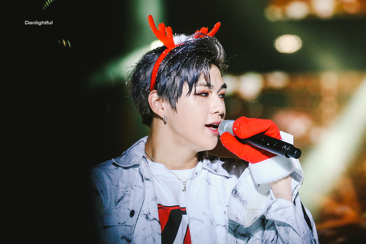 171223 부산 팬콘 🎄❤️
#WarmWishesForDaniel 
#메리_녜리_크리스마스
#강다니엘 #KangDaniel