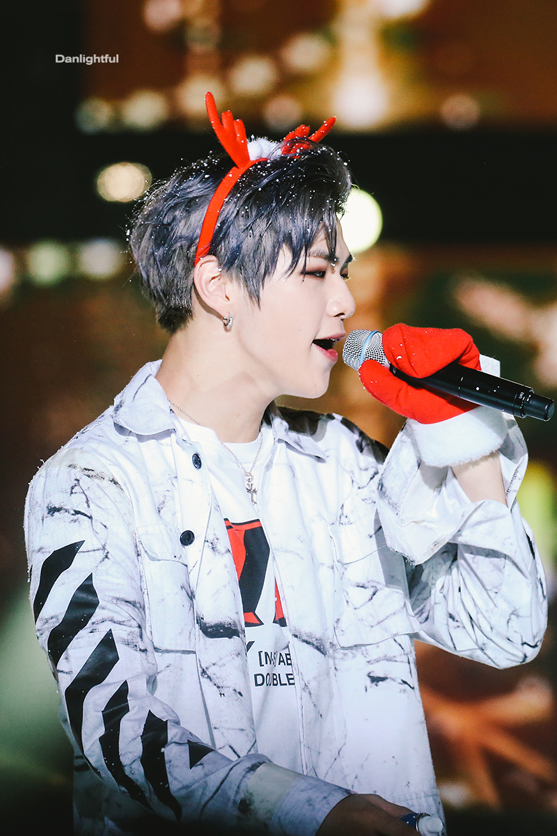 171223 부산 팬콘 🎄❤️
#WarmWishesForDaniel 
#메리_녜리_크리스마스
#강다니엘 #KangDaniel