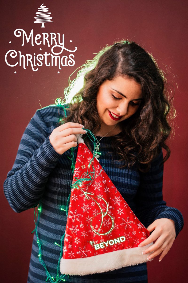engmbarakat's tweet photo. تهنئ أسرة Beyond studio الأخوة المسيحيين بعيد الميلاد المجيد 🎉🎅🏻🎁
#Christmas 
#Beyond_studio https://t.co/P80b3edvcr