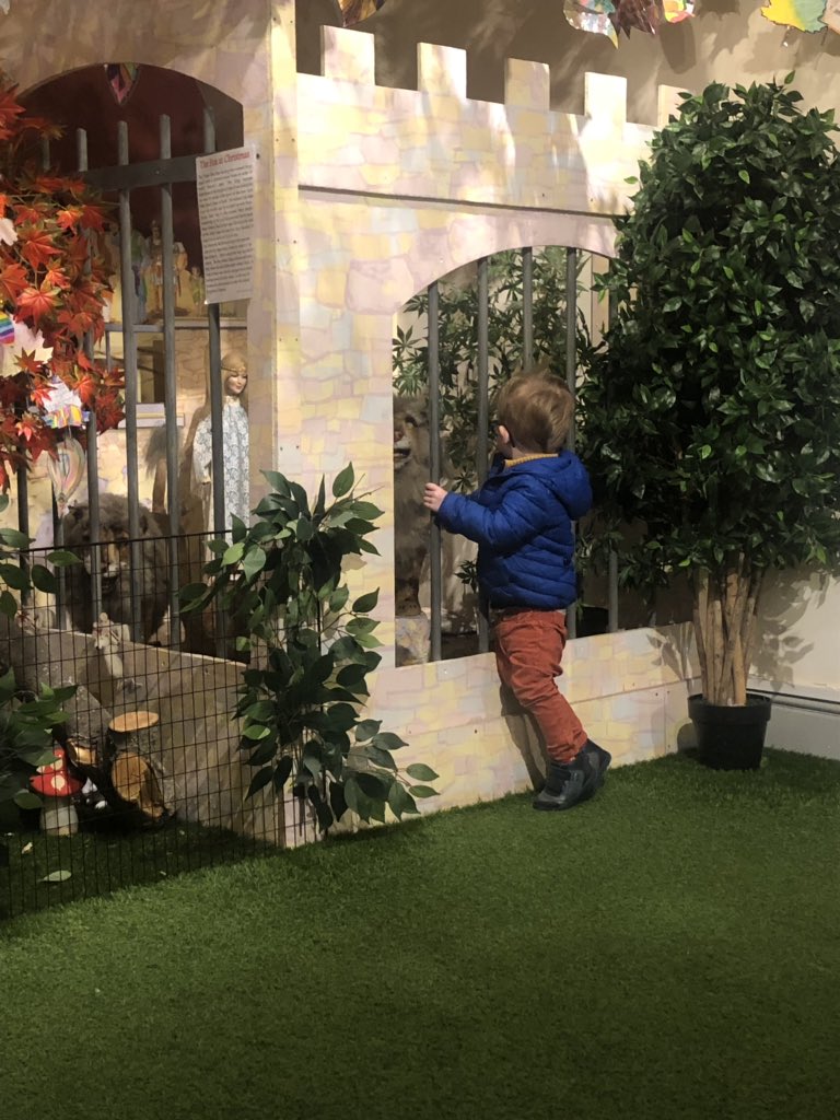 aquestingvole's tweet photo. Brought the Kinchlets to the #movingcrib.  Really lovely, the kids loved it and recognised some of their favourites.  Bear can be seen poking the lions in the Lions Den while the LadyBaby is admiring the Ark. well done @StMartinDublin. https://t.co/CNDeeIrZNC