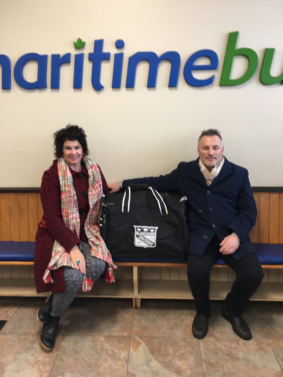 FreshImage360's tweet image. Heard this story and was moved by the kindness of all. Made a call to my goalie, Jamie Blanchard and then to the coach. We wanted to do something so got a care package full of goalie gloves, jerseys, knee pads heading to @SSHSTweet hockey team. The world needs more TJ Sullivans.