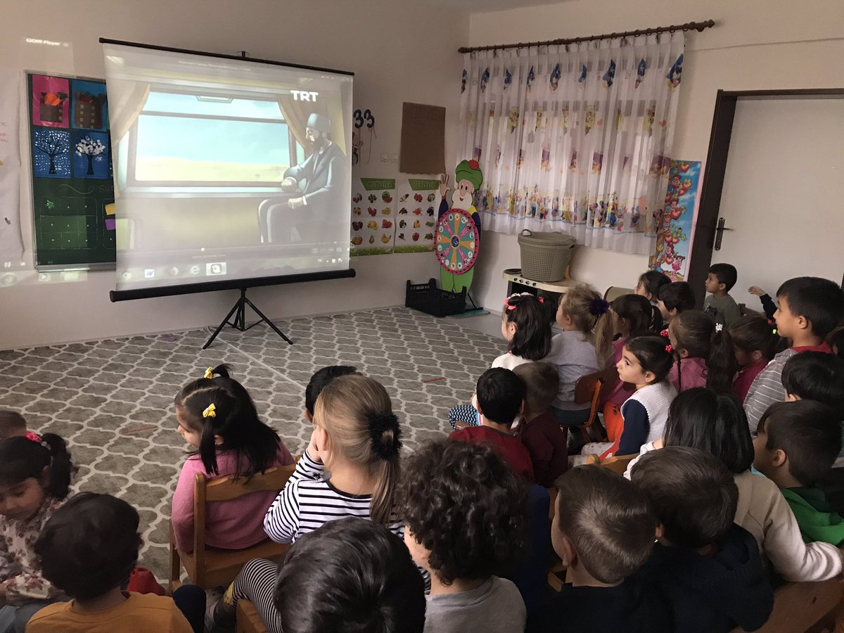 ZbeydeHanmAnao3's tweet photo. Milli şairimiz Mehmet Akif Ersoy’u anma etkinliklerimizi gerçekleştirdik. https://t.co/prpj6hRkIe