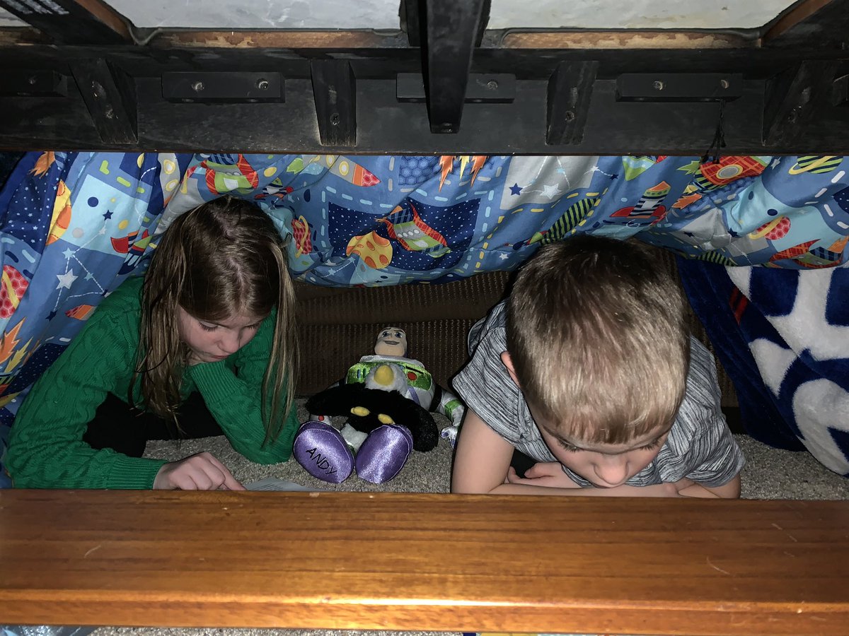 RobbiePauly's tweet photo. Building a reading fort + reading to our toys! #winterbreakchallenge @JeffersonReader https://t.co/d7V2hLdgC1