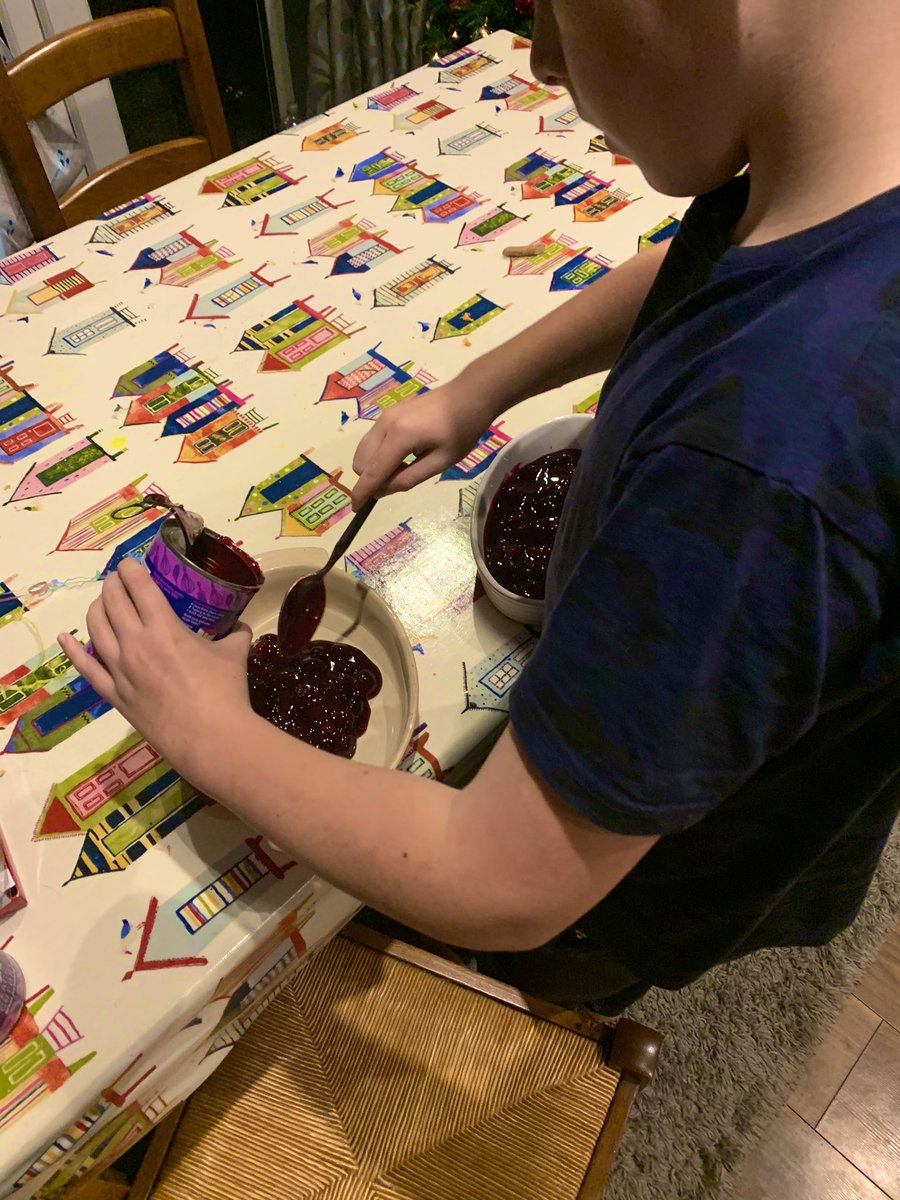 drewpovey's tweet photo. Big Fin making his big cherry crumble for Christmas Day...cheered on by Max! 🍒🎄😍 😋👌🏻 
#GreatLads 
#LearningFromTheirMum #ItsGoingToBeAGoodOne https://t.co/GhiU0xSjjM