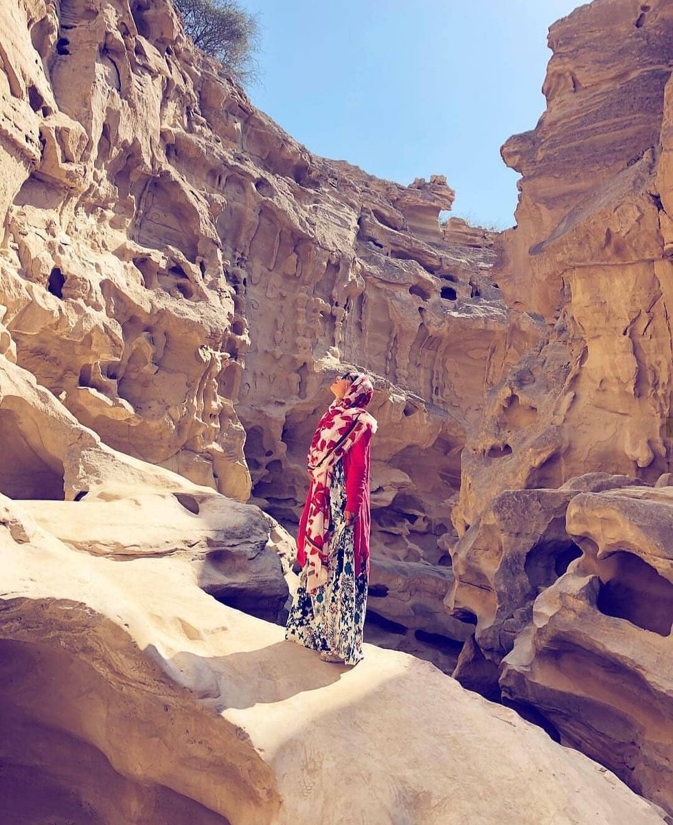 GapaTour_co's tweet photo. Visiting the beautiful Hormuz Island 🌈
#BTSTour2020 #Christmas #Christmas 
Best Iran tours....
https://t.co/qwA4pbpOuz 🧡 https://t.co/2KROQsbQdm