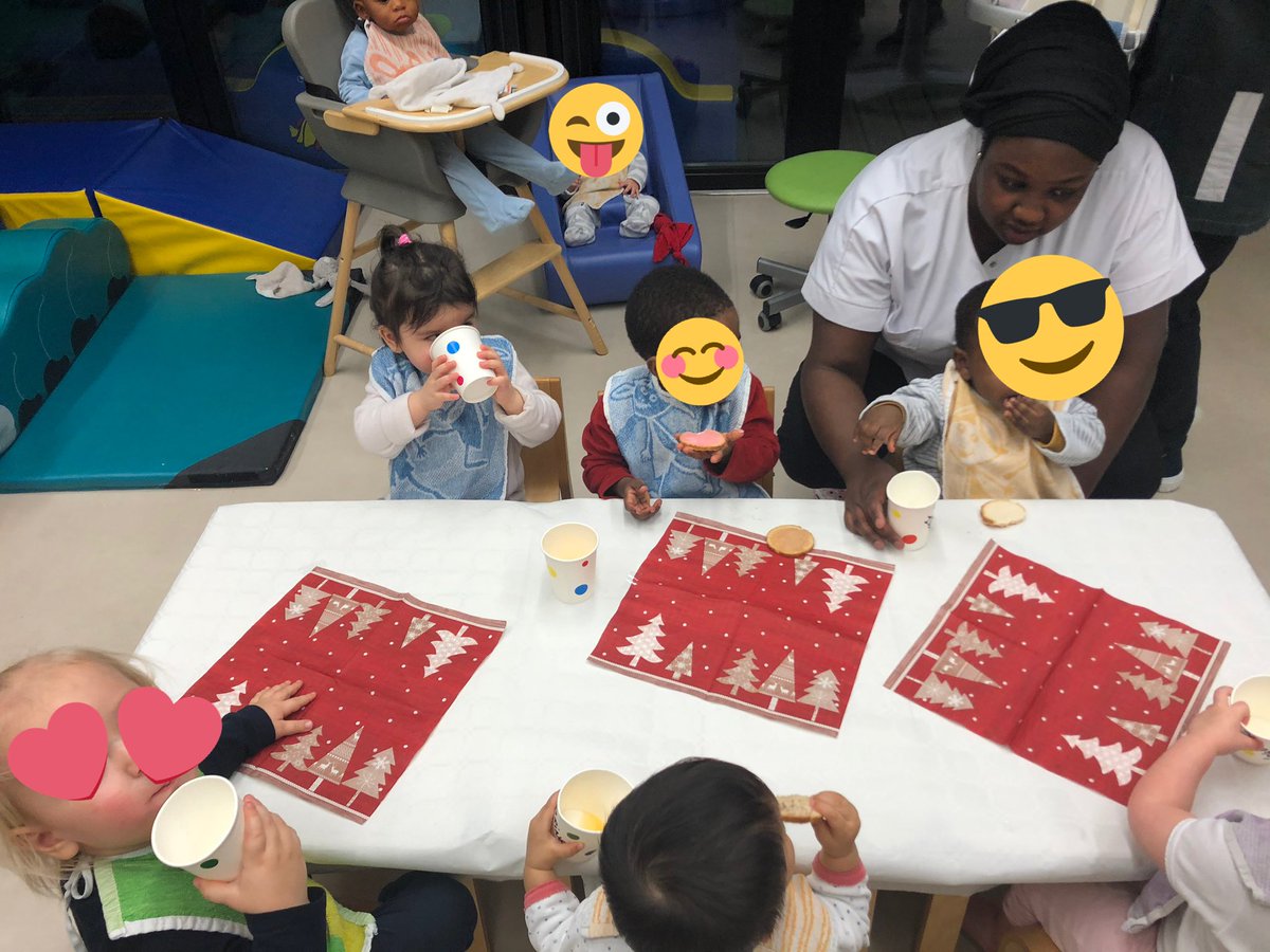 egregoire's tweet photo. Réveillon ce soir avec les enfants placés de l’aide sociale à l’enfance. Placés sur décision de la police ou de la justice, ils sont sous la protection de la République et je suis heureux de partager ce moment de bonheur avec eux. 65 enfants dormiront ce soir au foyer ROOSEVELT. https://t.co/pVbdXjqtGE