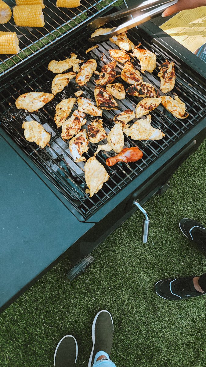 العائلة أولًا  ..♥️