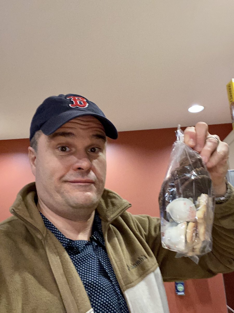 jeffreydelano's tweet image. Stealing ⁦@KateRBPS⁩ Xmas cookies so the kids won’t try to give them to Santa Claus.  Seriously I will fight that old man. #goodcookies