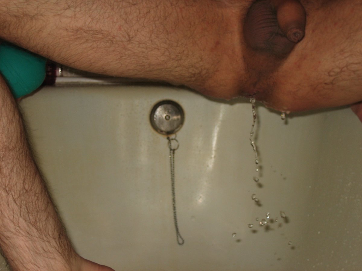 Anal4ik2016's tweet photo. My water games (enema) #enema #watergames #maleenema https://t.co/tv7TuwbUsV
