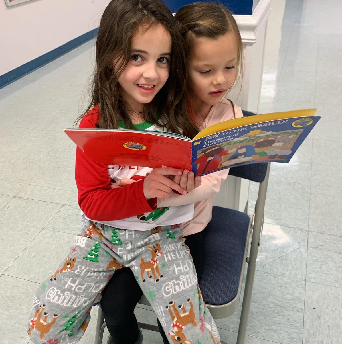 stcornelius's tweet photo. Wishing our St. Cornelius School families, friends, and community a very happy Christmas! Here’s a roundup of some of our favorite school memories this Christmas season! 🎄

 @AOPS_Schools @ArchPhilly https://t.co/bkRNS7DMwy