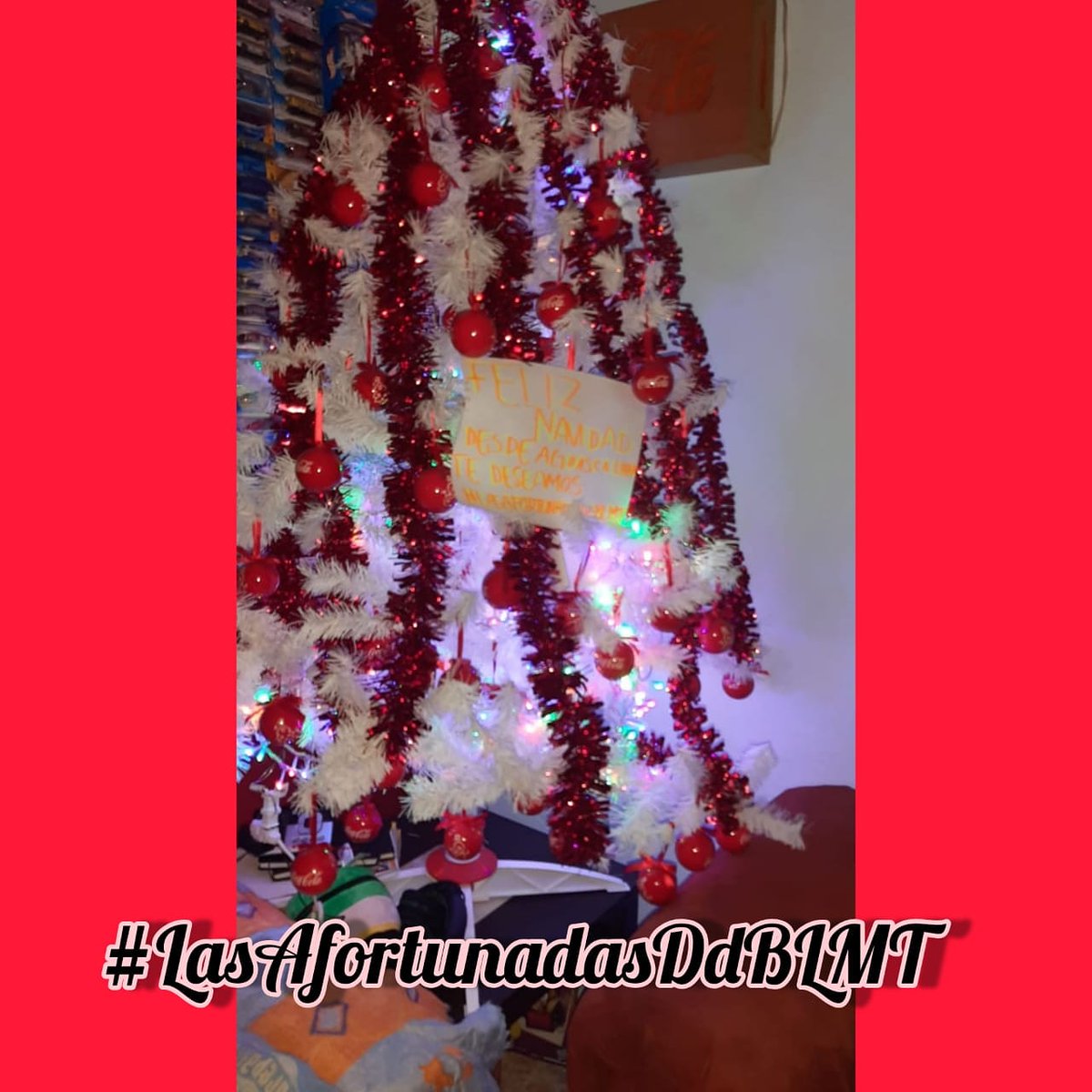 AfortunadasB's tweet photo. La Navidad es realmente mágica... 🎄🎅⭐
Feliz Navidad Desde Aguascalientes 

#LasAfortunadasDeBLMT https://t.co/PgF8iCrK6V