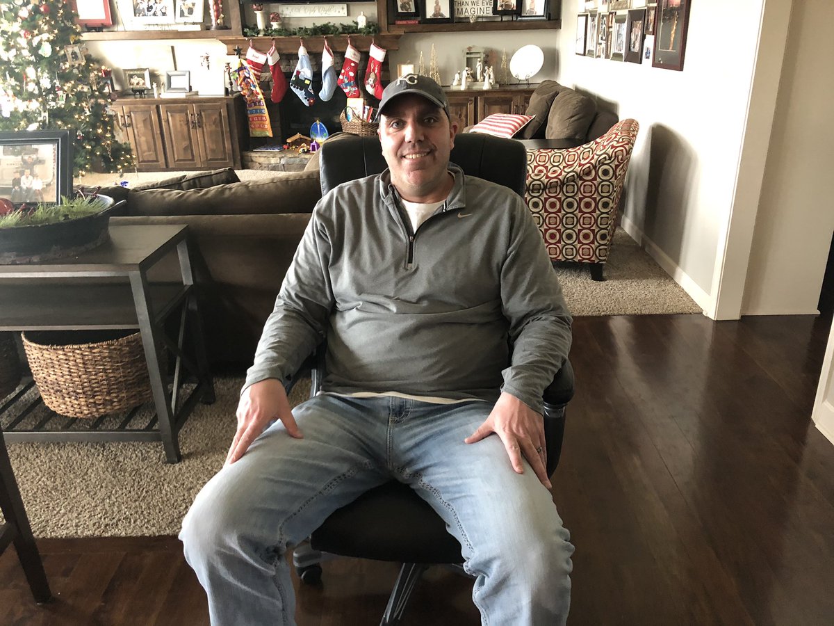 ParkHillDECA's tweet image. Check it out.....My @ParkHillDECA students are the BEST!  They got me a new office chair, very thoughtful.  Merry Christmas!!! #MODECA #ilovemyjob