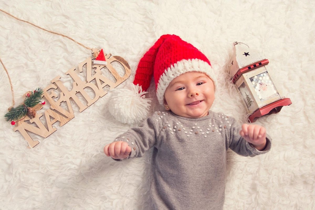 Fue la primera Navidad de Abril... 🎄 😍 ¡Los niños hacen este mes aún más MÁGICO!

➡️ ¿Quién tiene niños en casa durante la #Navidad? ❤️

📸 Inmortalizar el Tiempo

#danielydesiree