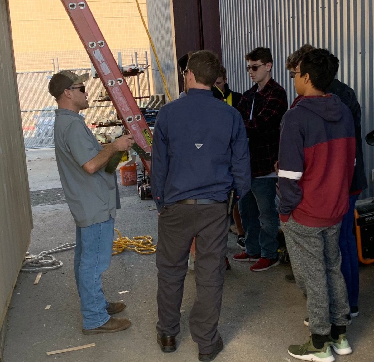 Texas Roofing Co. tweet media