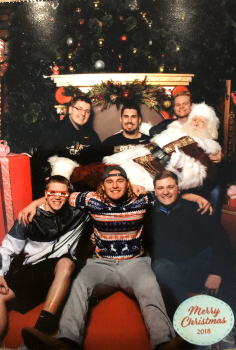 HestonPaige's tweet photo. 4 years of Santa Pics. 4 years of Santa sitting on my lap. Good to have everyone back together. Excited for more pictures in the future. #SantaPic #FatAssFam @KBAshkid @TheChanTrain @jamesdunagan17 @giglio_james @DYods11 @tater7322 @HeepJake https://t.co/29y6Bll30m