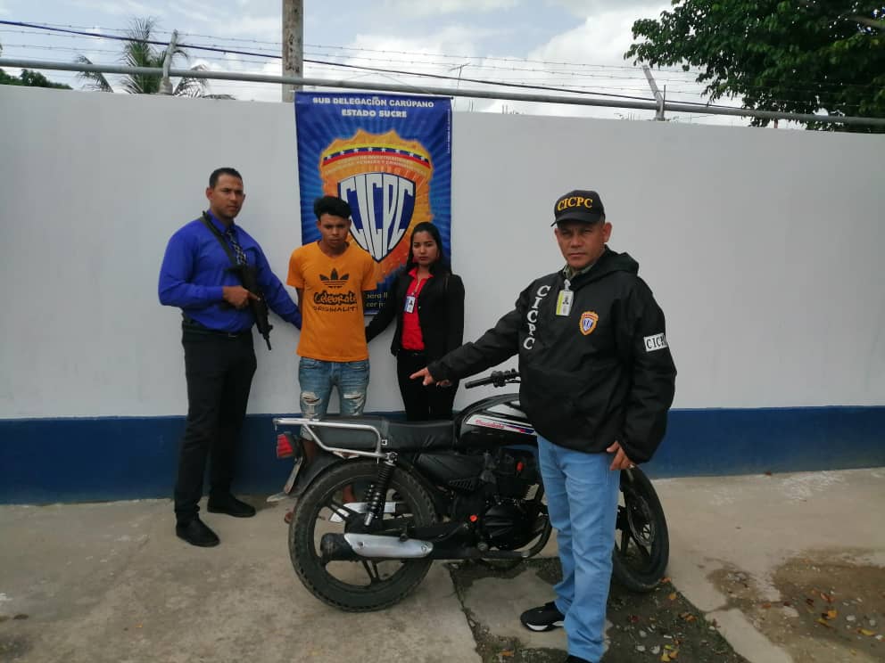 Cumpliendo con el operativo navidades segura 2019, comisiones de la Delegación Municipal Carúpano y Eje de Investigaciones de Vehículo, lograron  la aprehensión en flagrancia de Pastrano Arcia Wilmer Rafael, a quien le incautaron una motocicleta, solicitada por el delito de Hurto