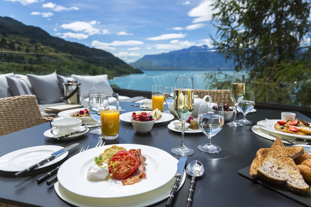 A beautiful Christmas breakfast with a view to match 🎁#matakauri #robertsonlodges #relaischateaux #luxurylodgesnz