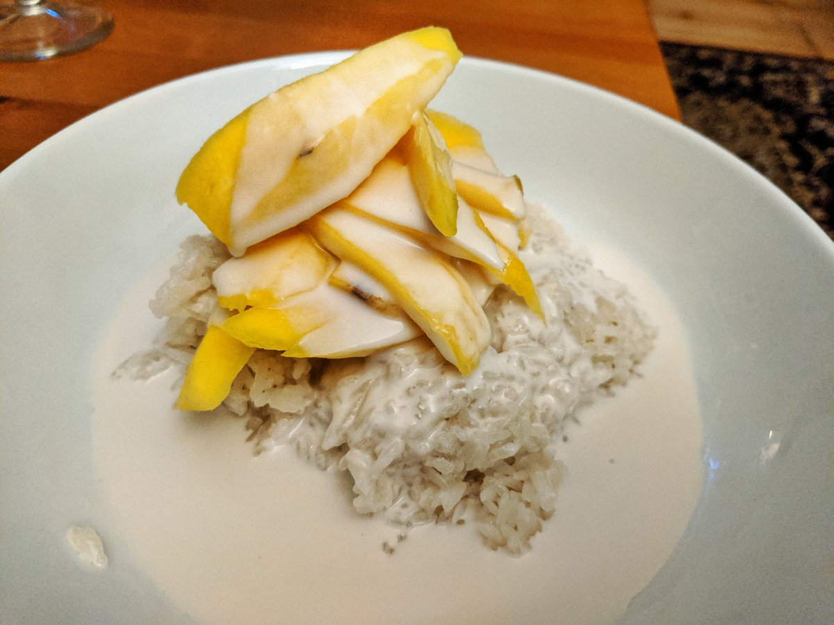 ajrobertshaw's tweet photo. And for pud, coconut sticky rice with mango. #whatsforpudding https://t.co/TmTKaOXkwM